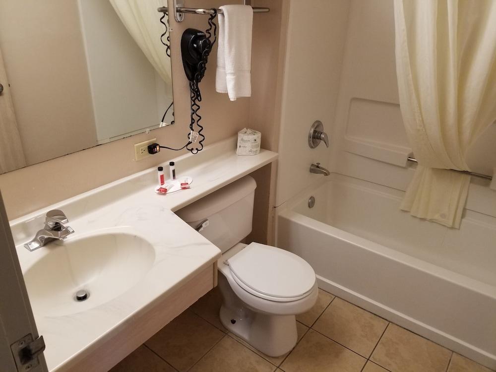 Super 8 By Wyndham Bellingham Airport/Ferndale Otel Dış mekan fotoğraf