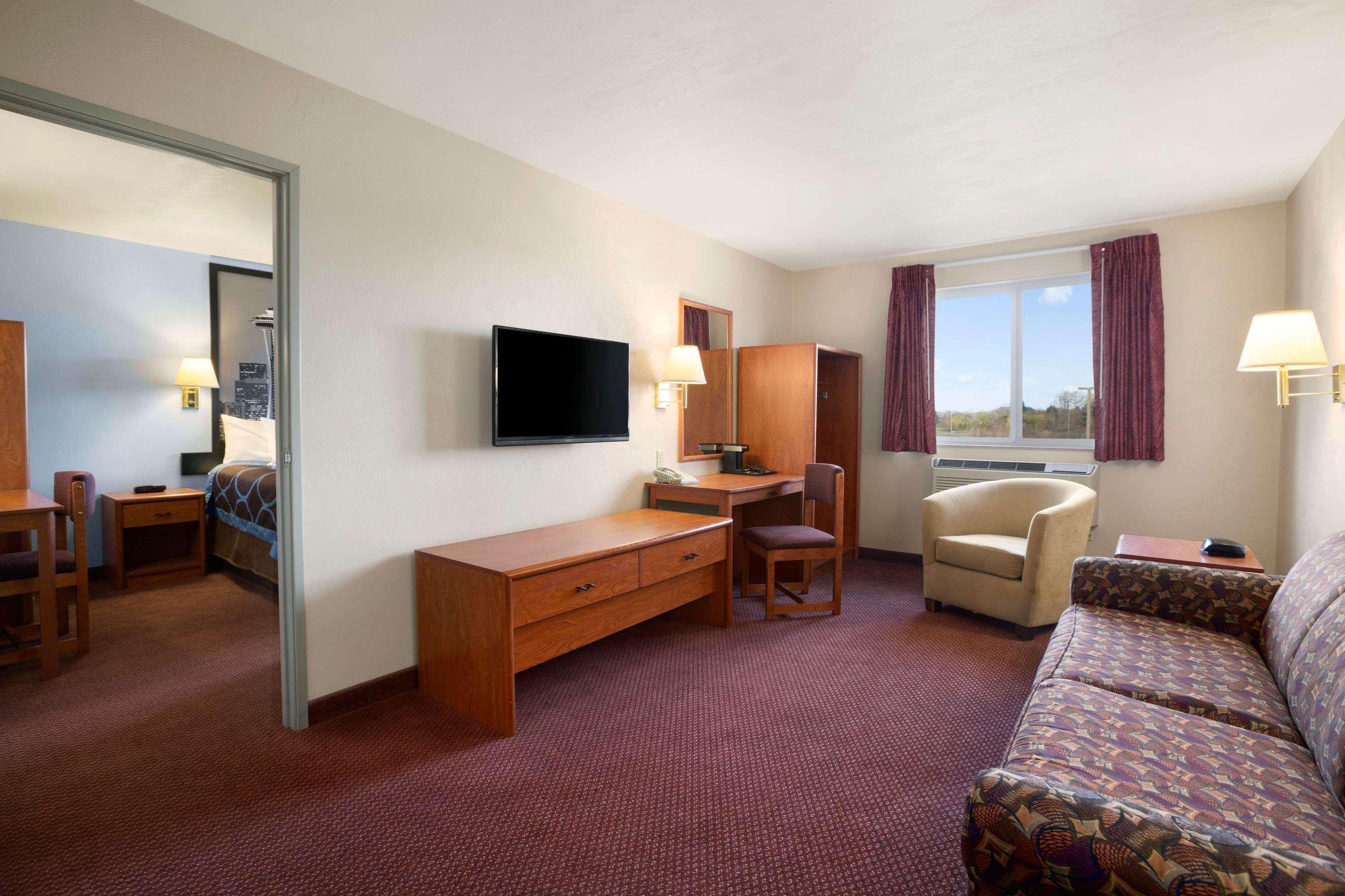 Super 8 By Wyndham Bellingham Airport/Ferndale Otel Dış mekan fotoğraf