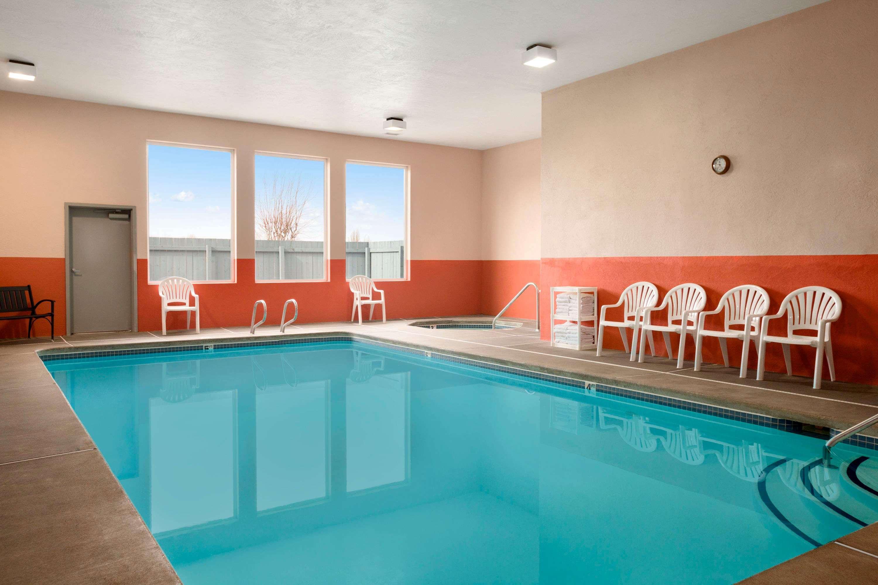 Super 8 By Wyndham Bellingham Airport/Ferndale Otel Dış mekan fotoğraf