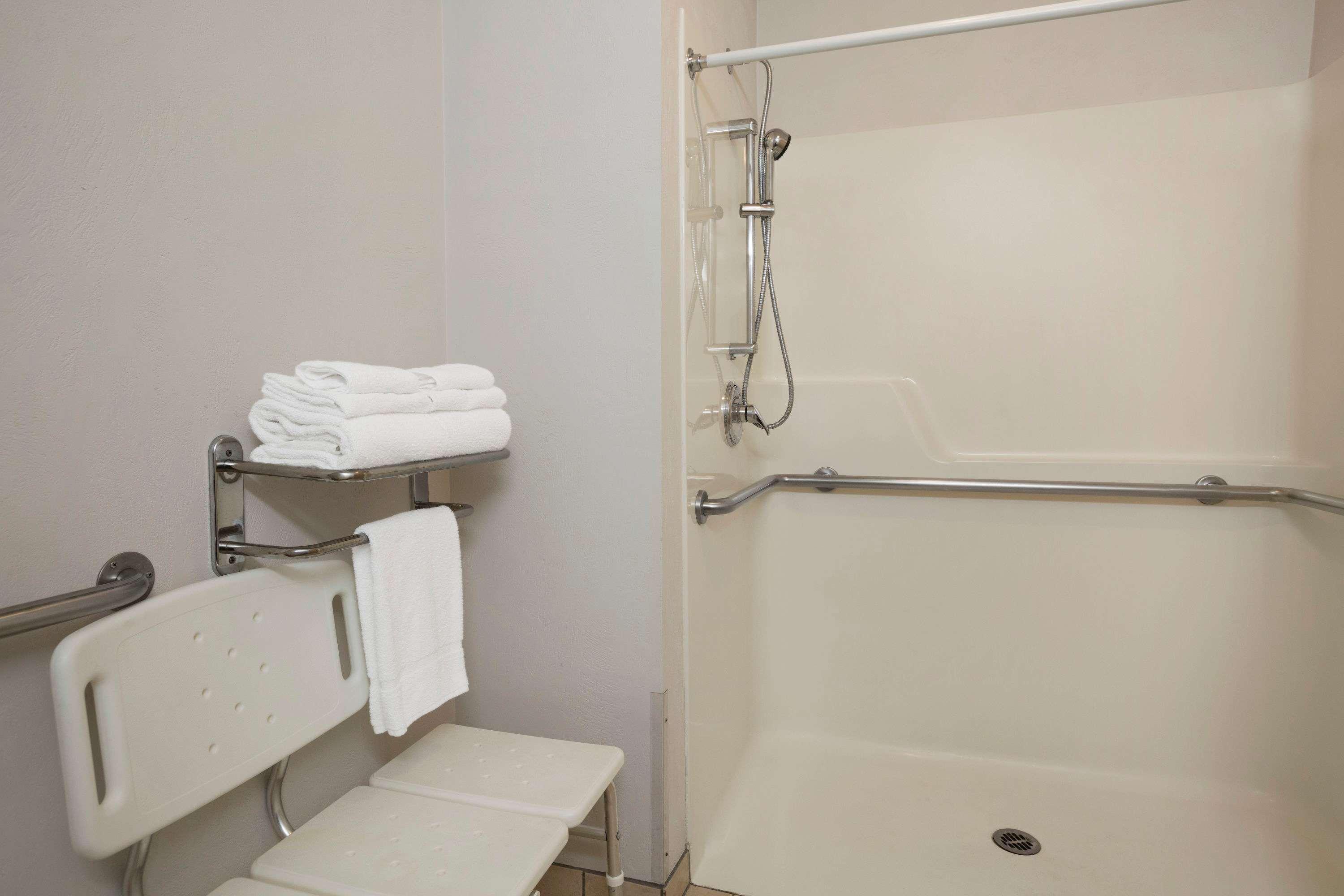 Super 8 By Wyndham Bellingham Airport/Ferndale Otel Dış mekan fotoğraf